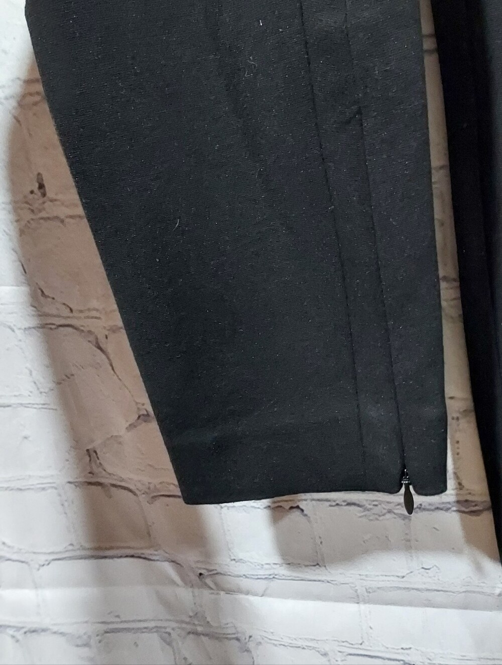 Diane Von Furstenberg Size 6 Ponte Black Pants Side Zip Career Office Business - Picture 6 of 16